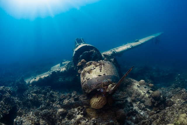 Plane wreck underwater