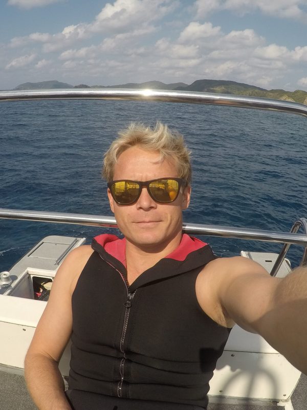 The relaxing boat ride after divemaster course